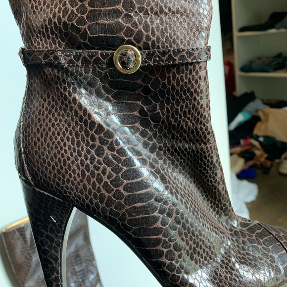 Sam Edelman Willow Boots - Picture 7 of 7